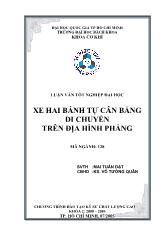 Xe hai bánh tự cân bằng di chuyển trên địa hình phẳng
